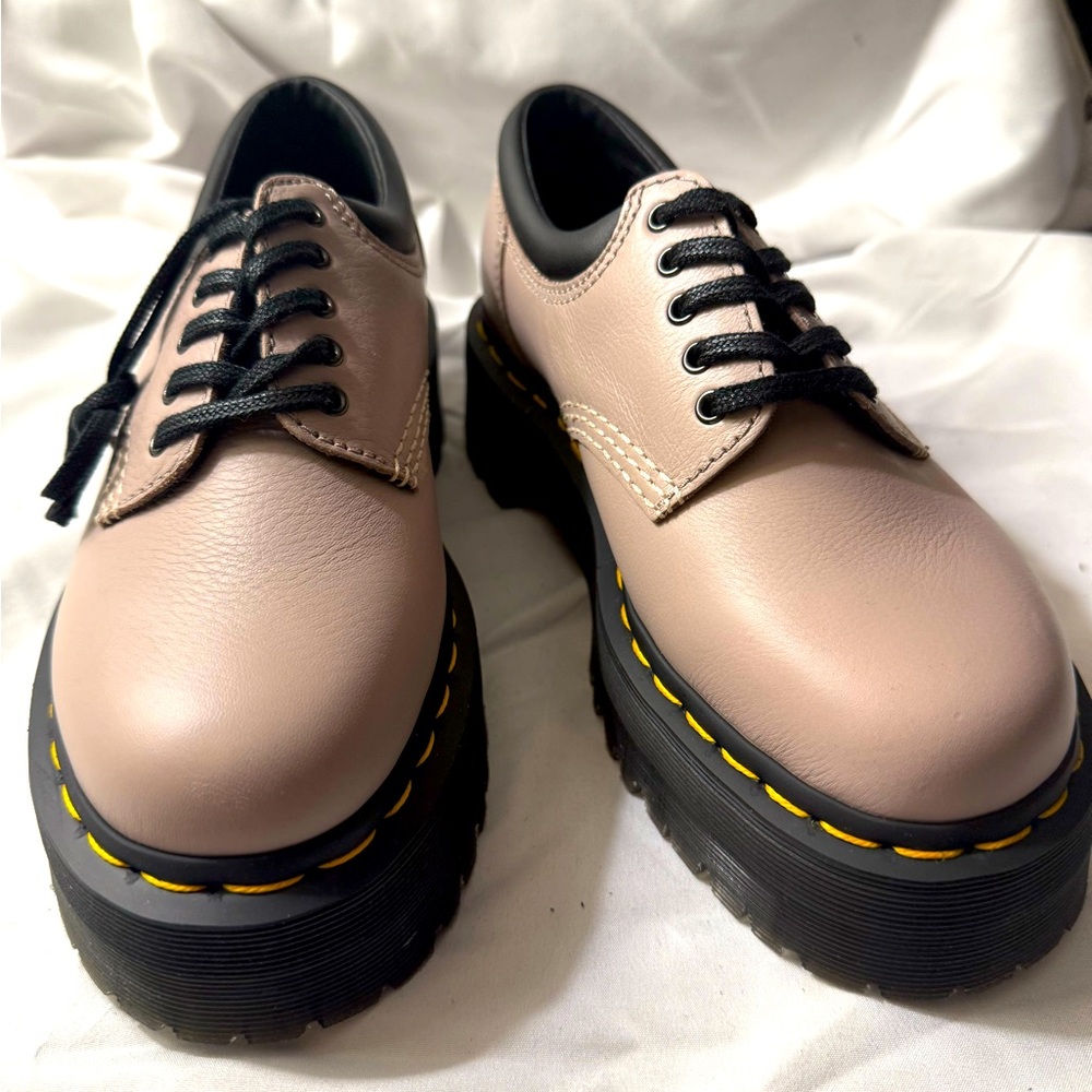 Dr Martens Unisex 8053 Quad Vintage Color: Taupe W/Size 8 M/Size 7